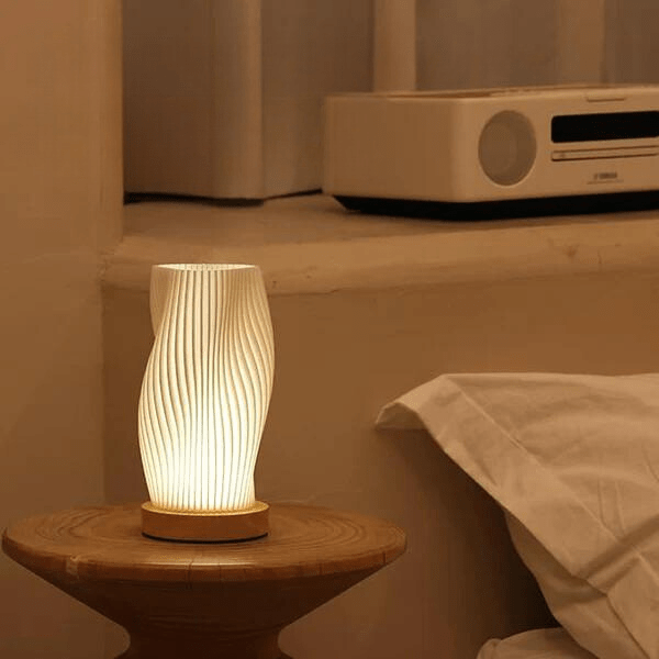 Incandia Wellenförmige Tischlampe