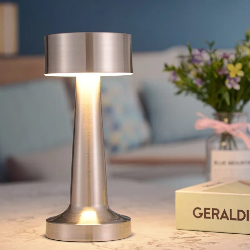 Lumen Kabellose Tischlampe